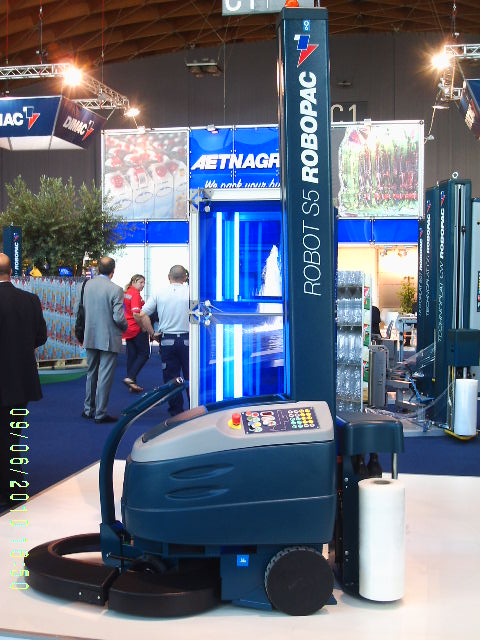 PACKOLOGY 2010 2.JPG Stand Aetna Group 3